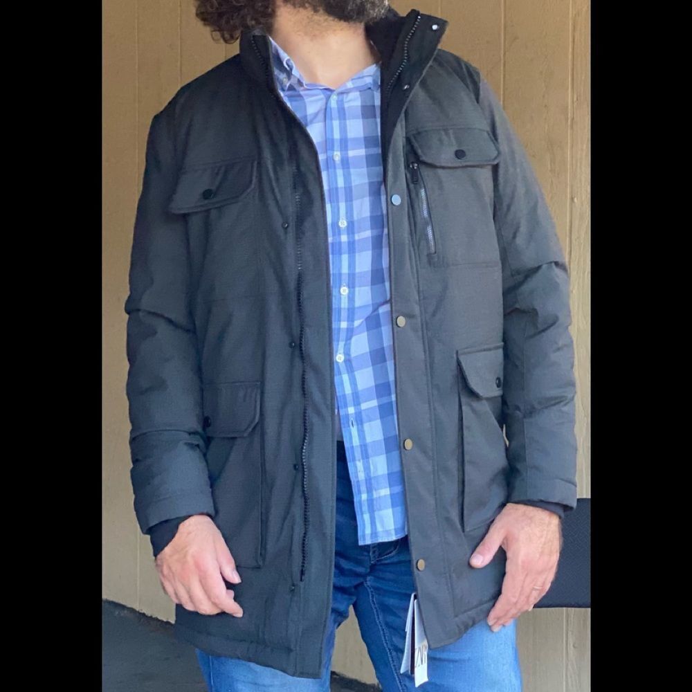 Zara Men’s Water Repellent Jacket 🧥 Black Sz L
